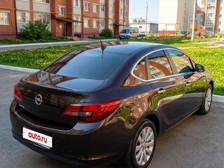 2013 Opel Astra J Рестайлинг, коричневый, 670000 рублей, вид 2