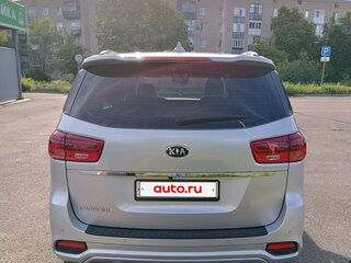 2020 Kia Carnival III, серый, 3120000 рублей, вид 5
