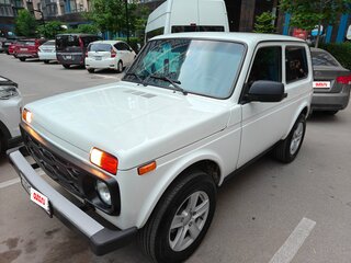 2019 Lada (ВАЗ) 2121 (4x4) I Рестайлинг (2020), белый, 650000 рублей, вид 2