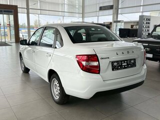 2026 Lada (ВАЗ) Granta I Рестайлинг, белый, 1020955 рублей, вид 2