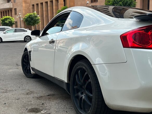2005 Infiniti G35 III, белый, 325000 рублей - вид 3