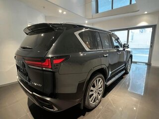 2025 Lexus LX 600 IV, чёрный, 31800000 рублей, вид 3