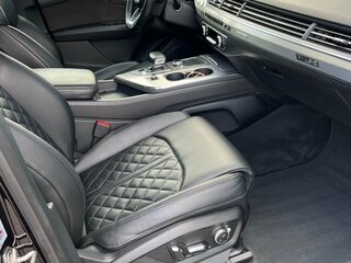 2017 Audi Q7 II (4M), чёрный, 3640000 рублей, вид 5