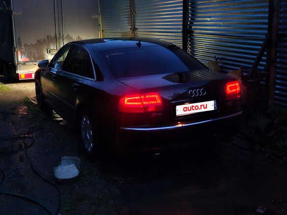 2004 Audi A8 Long II (D3), чёрный - вид 2