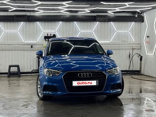 2020 Audi A3 III (8V) Рестайлинг, синий, 1600000 рублей, вид 4