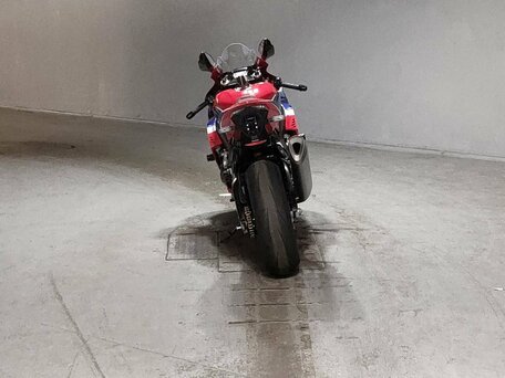 2020 Honda CBR 1000 RR/RA Fireblade, красный, 1790000 рублей, вид 4