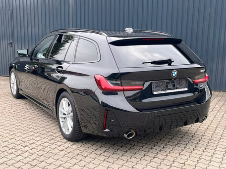 2024 BMW 3 серии 318i VII (G2x) Рестайлинг 2, чёрный, 3707715 рублей, вид 5