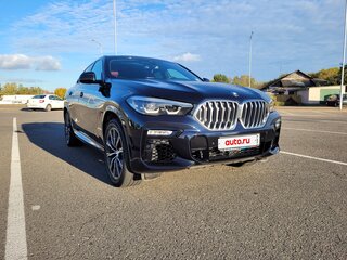 2021 BMW X6 40i III (G06), синий, 5500000 рублей, вид 1