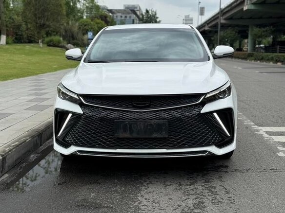 2022 Geely Emgrand L I, белый - вид 1