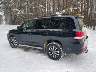 2018 Toyota Land Cruiser 200 Series Рестайлинг 2, чёрный, 6300000 рублей, вид 3