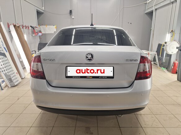 2018 Skoda Rapid I Рестайлинг, серебристый, 800000 рублей - вид 6