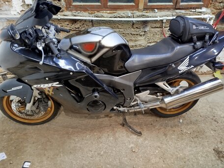 1997 Honda CBR 1100 XX, чёрный, 350000 рублей, вид 5