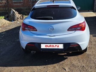2012 Opel Astra GTC J Рестайлинг, серебристый, 700000 рублей, вид 3