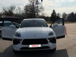 2020 Porsche Macan Turbo I Рестайлинг, белый, 6000000 рублей, вид 1