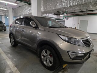 2013 Kia Sportage III, серебристый, 1000000 рублей, вид 4