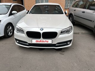 2016 BMW 5 серии 528i xDrive VI (F10/F11/F07) Рестайлинг, белый, 2700000 рублей, вид 1