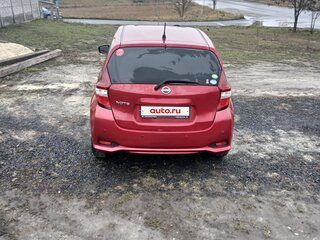 2020 Nissan Note II Рестайлинг, красный, 1450000 рублей, вид 5