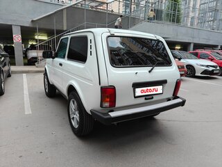 2019 Lada (ВАЗ) 2121 (4x4) I Рестайлинг (2020), белый, 650000 рублей, вид 5