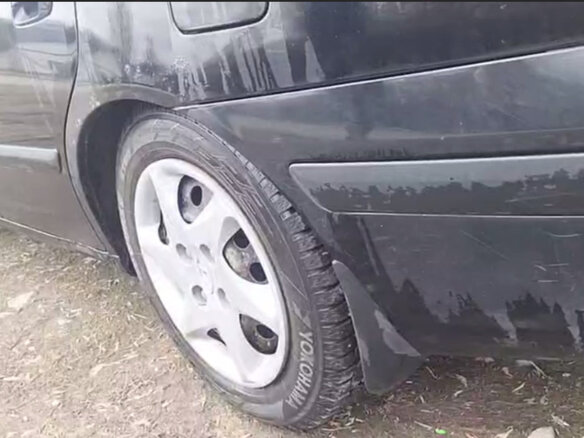 2005 Hyundai Elantra III (XD2) Рестайлинг, чёрный, 305000 рублей - вид 3