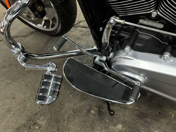 2017 Harley-Davidson Fat Boy, чёрный, 1860000 рублей - вид 25