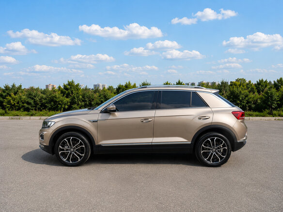2022 Volkswagen T-Roc I (China Market), серебристый - вид 1