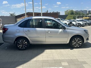 2026 Lada (ВАЗ) Granta I Рестайлинг, серебристый, 1230000 рублей, вид 4