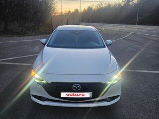 2018 Mazda 3 III (BM) Рестайлинг, белый, 1650000 рублей, вид 1