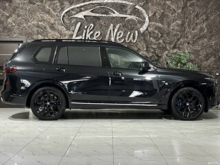 2025 BMW X7 40i I (G07) Рестайлинг, чёрный, 13758000 рублей, вид 3
