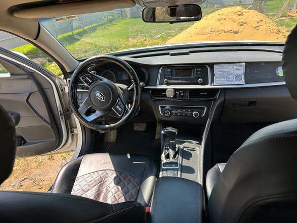 2019 Kia Optima IV Рестайлинг, белый, 1250000 рублей - вид 6