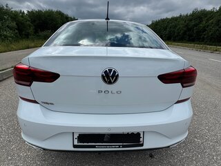 2022 Volkswagen Polo VI, белый, 2500000 рублей, вид 2