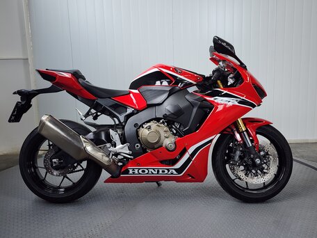 2018 Honda CBR 1000 RR/RA Fireblade, красный, 1119000 рублей, вид 1