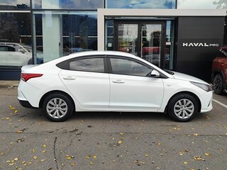 2020 Hyundai Solaris II Рестайлинг, белый, 1209000 рублей, вид 4