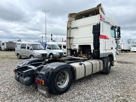 2000 DAF XF 95, белый, 630000 рублей, вид 3