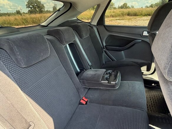 2007 Ford Focus II, серый, 600000 рублей - вид 12