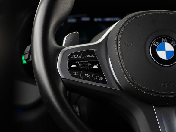 2022 BMW X5 M50i IV (G05/G18), чёрный, 8690052 рублей - вид 12