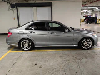 2011 Mercedes-Benz C-Класс 200 III (W204) Рестайлинг, серый, 780000 рублей, вид 5