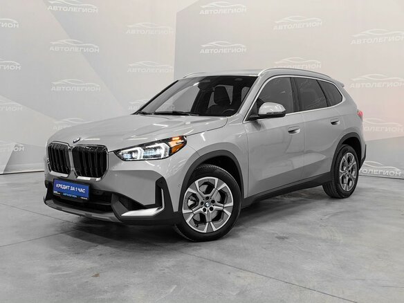 2023 BMW X1 28i xDrive III (U11/U12), серый, 4700000 рублей