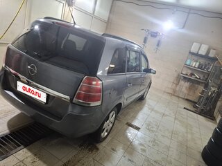 2006 Opel Zafira B, серый, 590000 рублей, вид 3