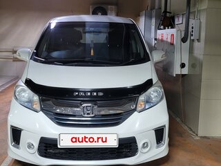 2014 Honda Freed I Рестайлинг 2, белый, 920000 рублей, вид 2
