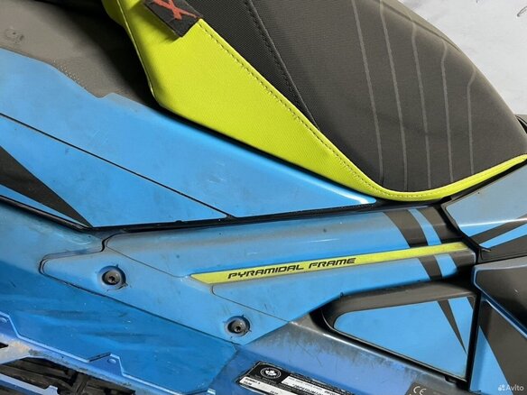 2017 BRP Ski-Doo Summit 850, синий, 1250000 рублей - вид 12