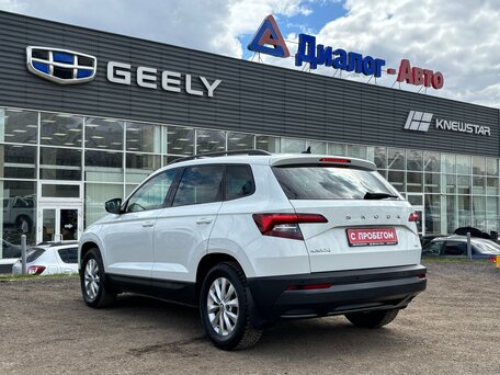 2020 Skoda Karoq DSG6 I, белый, 2050000 рублей, вид 3