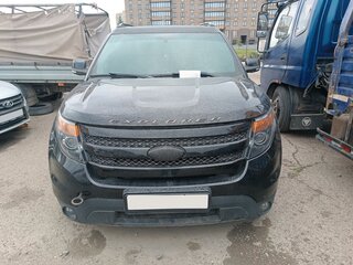 Ford Explorer Sport V