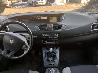 2010 Renault Scenic III, серебристый, 540000 рублей, вид 4