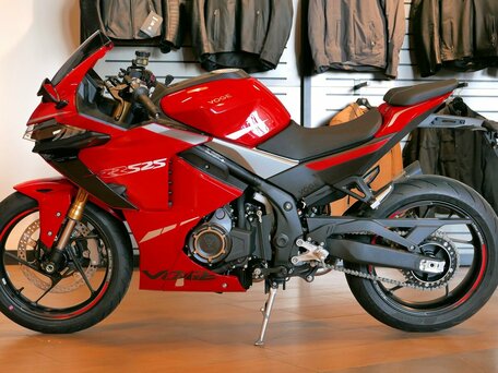 2026 Voge 525RR, красный, 577000 рублей, вид 4