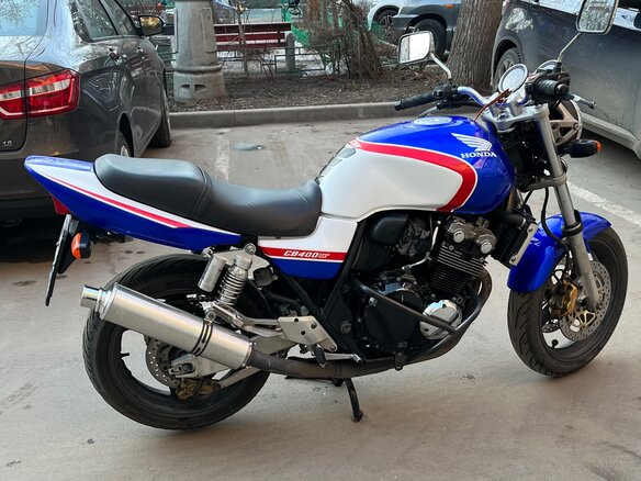2003 Honda CB 400 Super Four, белый, 310000 рублей - вид 2
