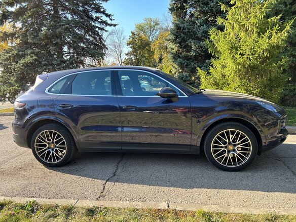 2019 Porsche Cayenne III, фиолетовый, 7750000 рублей - вид 3