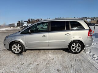 2012 Opel Zafira B Рестайлинг, серебристый, 697796 рублей, вид 4