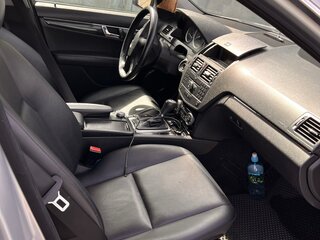 2007 Mercedes-Benz C-Класс 200 III (W204), серебристый, 770000 рублей, вид 5