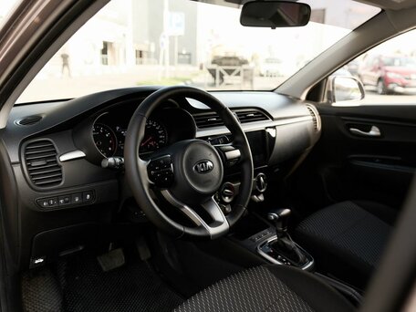 2020 Kia Rio X-Line IV, коричневый, 1487000 рублей, вид 5
