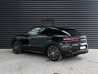 2025 Porsche Cayenne GTS Coupé III Рестайлинг, чёрный, 27600000 рублей, вид 3